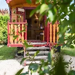 Konukevi Domaine Des Vigneres