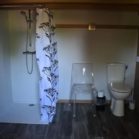 Domaine Des Vigneres 게스트하우스 4*