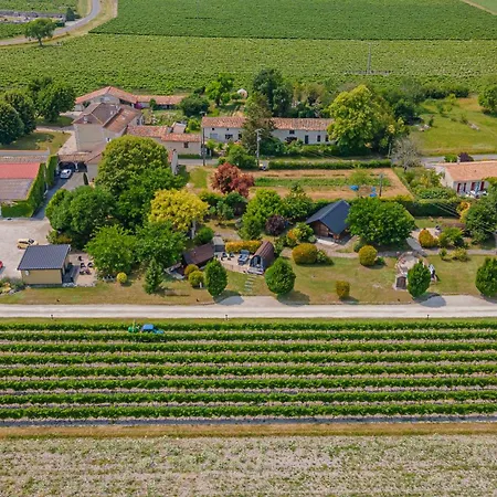 Domaine Des Vigneres Penzion Saint-Maurice-de-Tavernole
