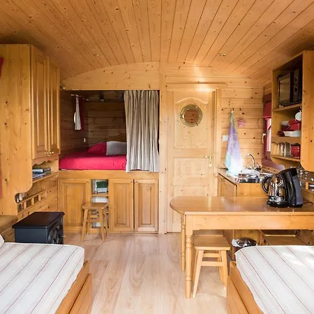 게스트하우스 Domaine Des Vigneres Saint-Maurice-de-Tavernole